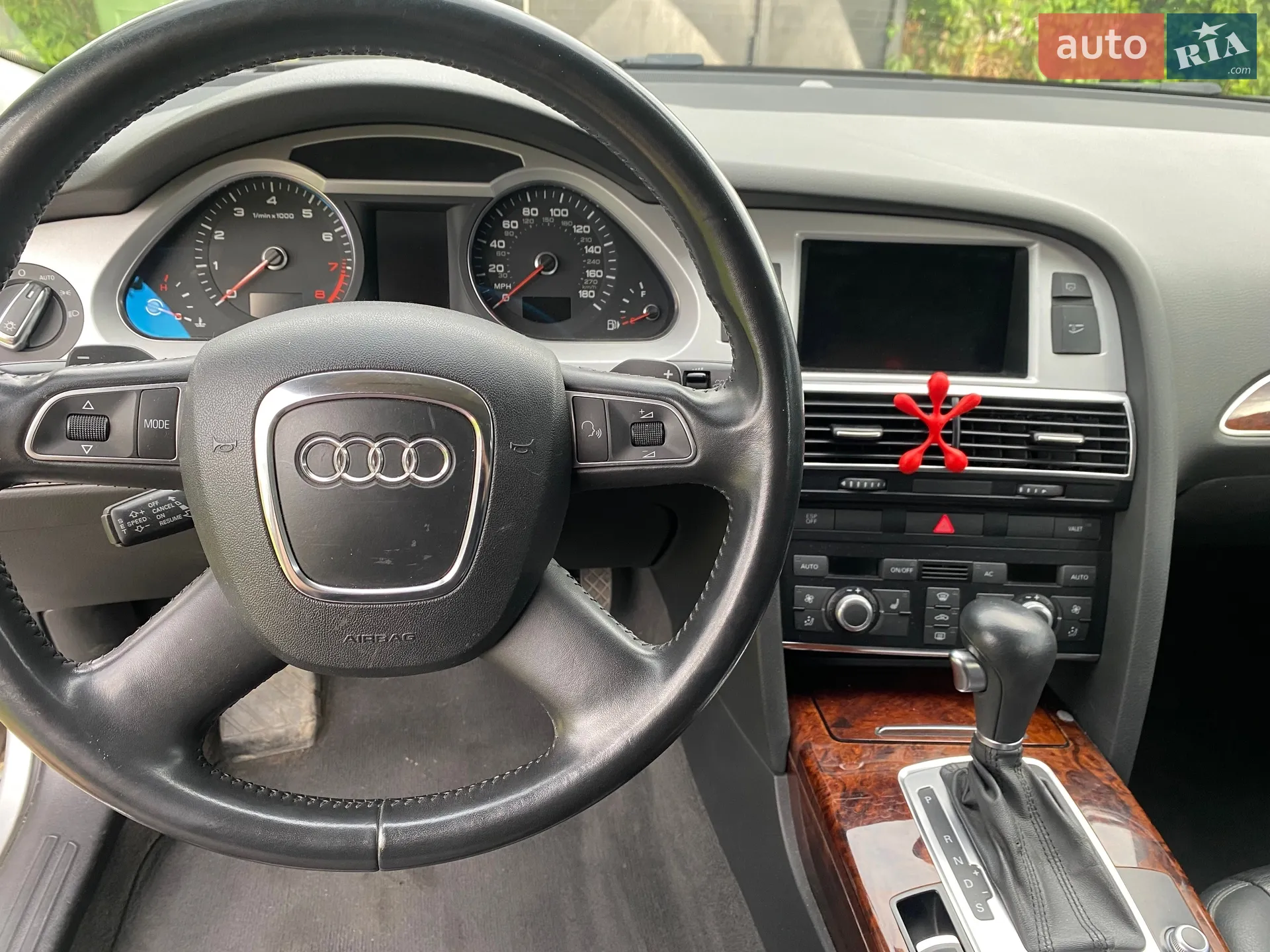 2010 Audi A6 - мініатюра 19