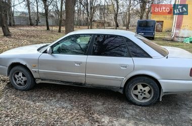 Седан Audi A6 1995 в Рава-Русской