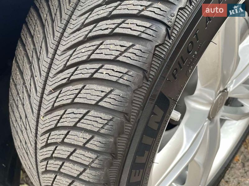 Седан Audi A6 2017 в Киеве