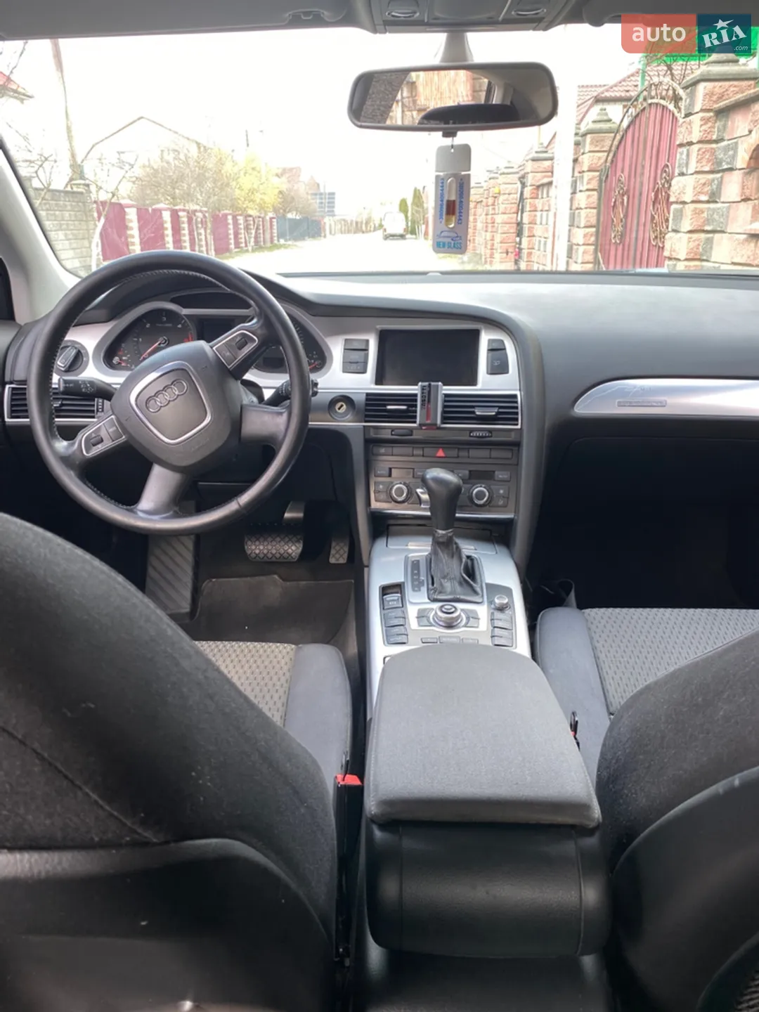 2010 Audi A6 - мініатюра 2