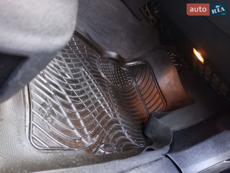 Седан Audi A6 1998 в Звягеле фото 10 Седан Audi A6 1998 в Звягеле