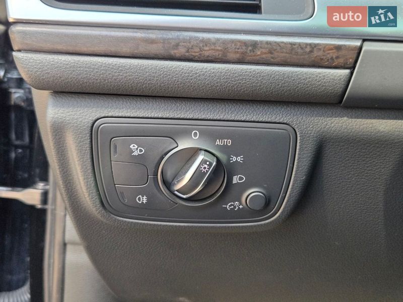 Седан Audi A6 2017 в Киеве