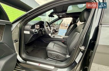 Седан Audi A6 2022 в Киеве