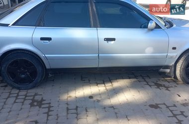 Седан Audi A6 1996 в Чорткове