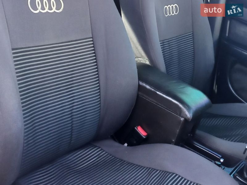 Седан Audi A6 1996 в Чорткове