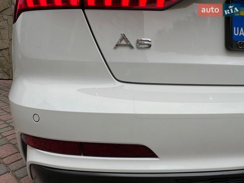 Седан Audi A6 2021 в Львове