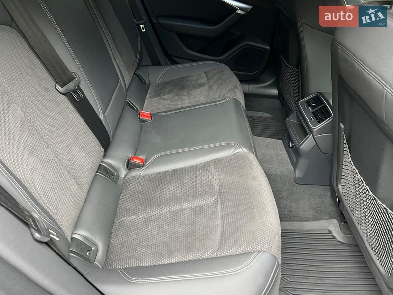 Седан Audi A6 2021 в Львове