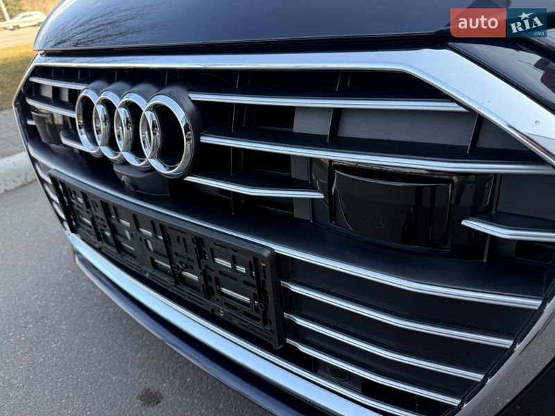 Седан Audi A6 2023 в Киеве