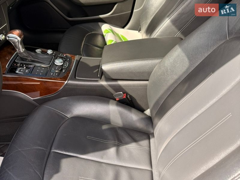 Седан Audi A6 2013 в Харькове