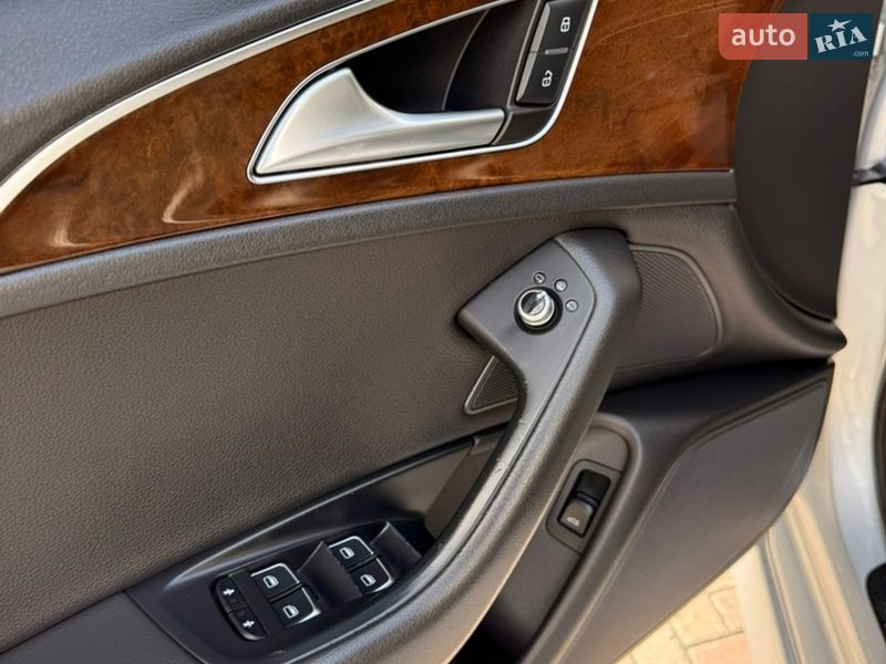 Седан Audi A6 2013 в Харькове