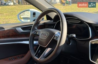 Седан Audi A6 2022 в Львове