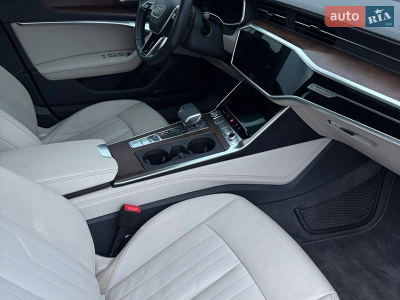 Седан Audi A6 2019 в Львове