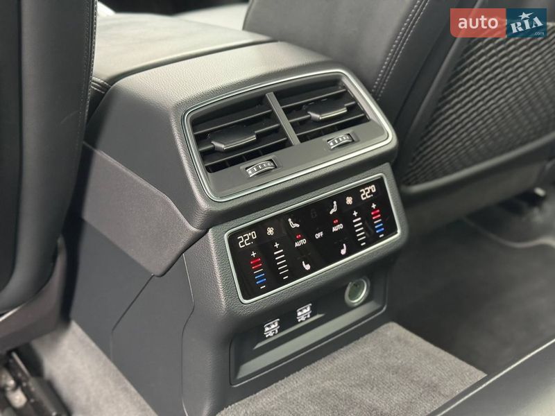 Седан Audi A6 2018 в Луцке