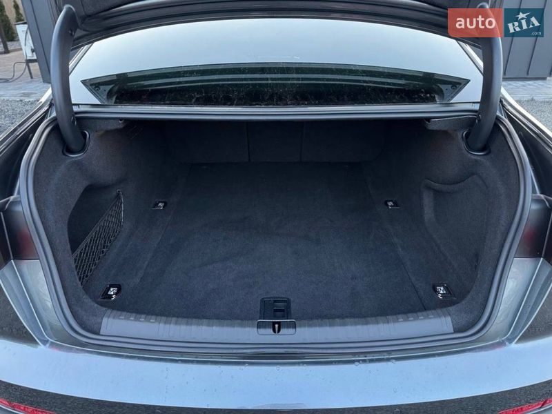Седан Audi A6 2018 в Луцке
