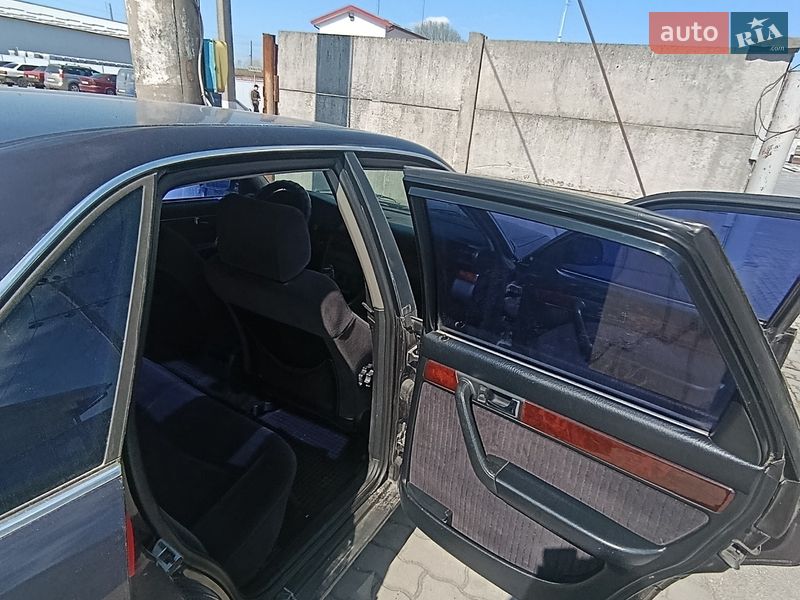 Седан Audi A6 1995 в Львове