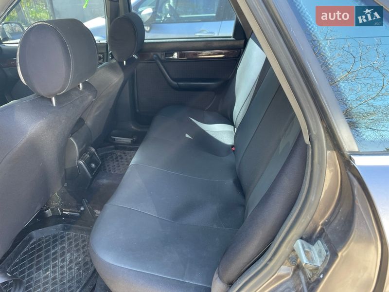 Седан Audi A6 1996 в Львові