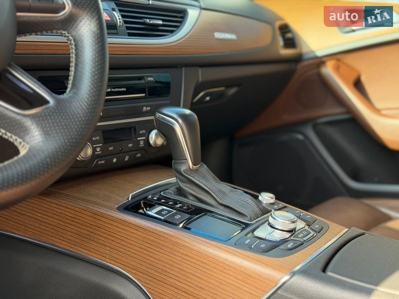 Седан Audi A6 2015 в Львові