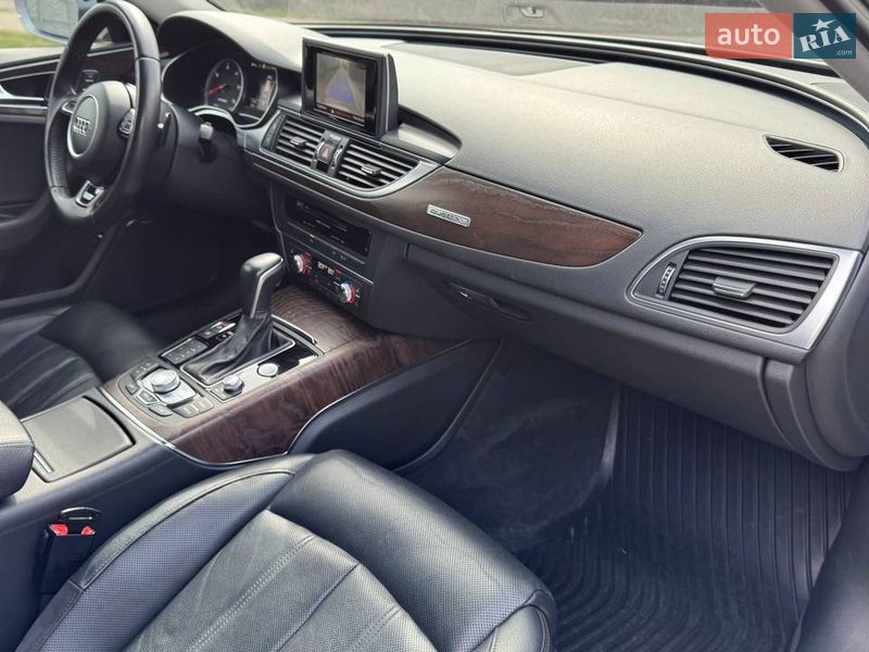 Универсал Audi A6 2015 в Киеве