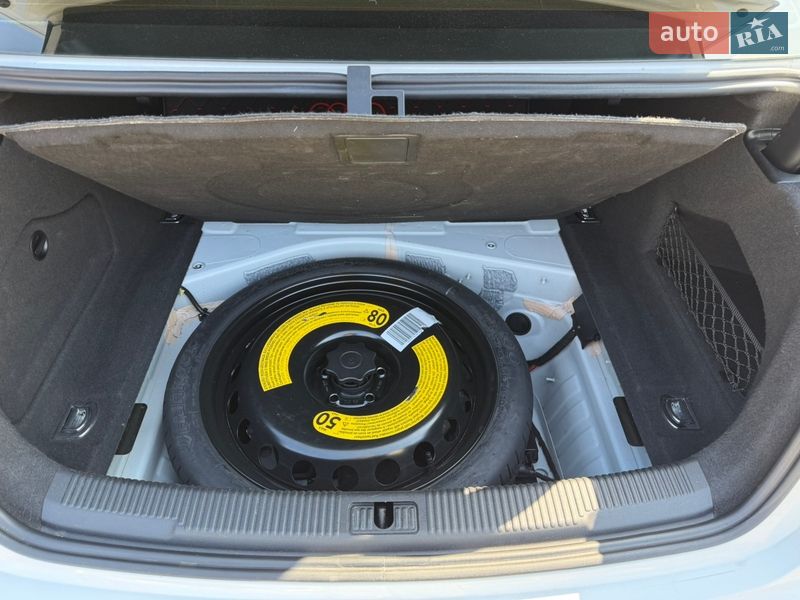 Седан Audi A6 2015 в Києві фото 34 Седан Audi A6 2015 в Києві