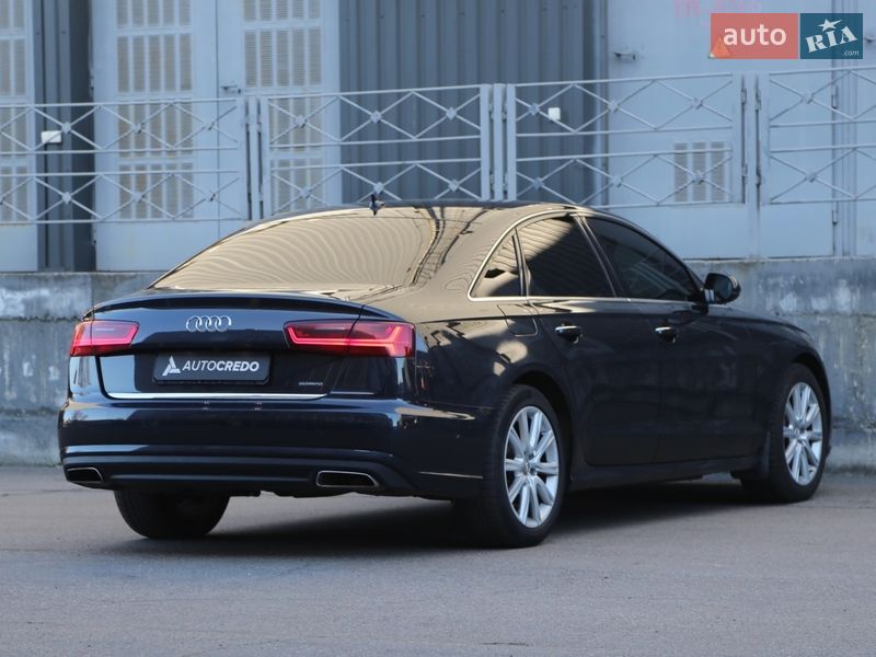 Седан Audi A6 2015 в Киеве