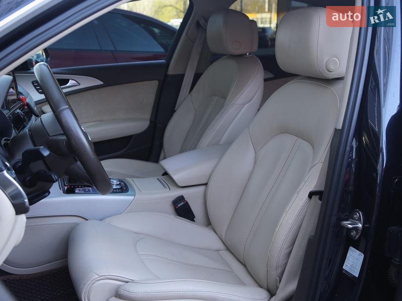 Седан Audi A6 2015 в Киеве