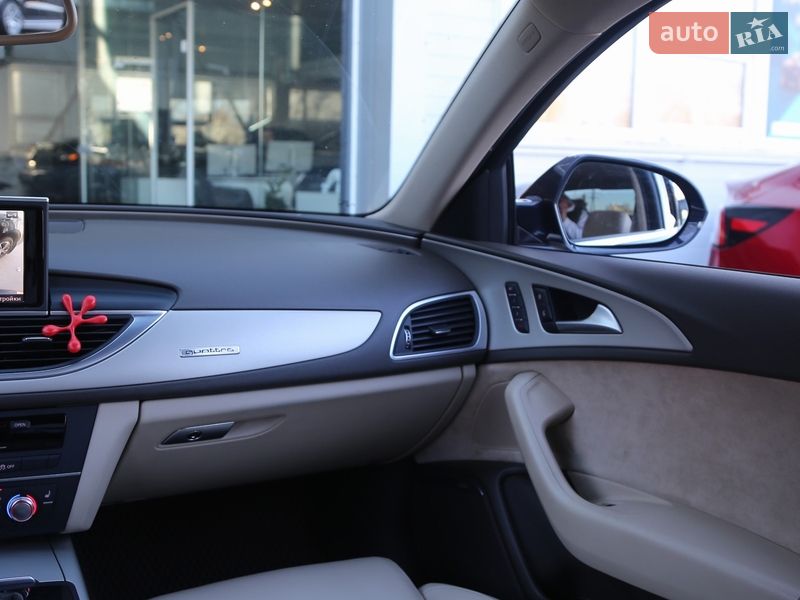 Седан Audi A6 2015 в Киеве