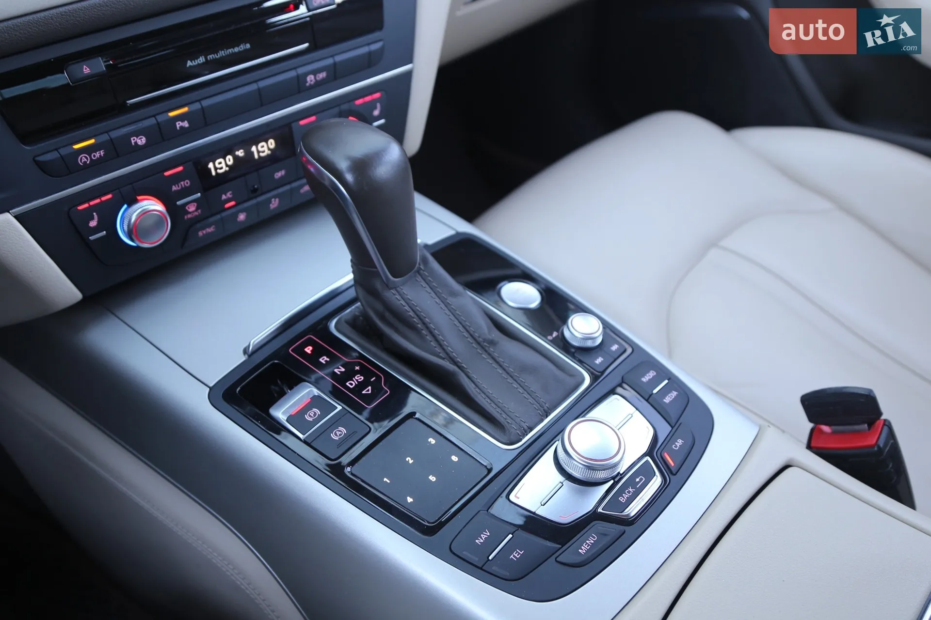 2015 Audi A6 - мініатюра 24
