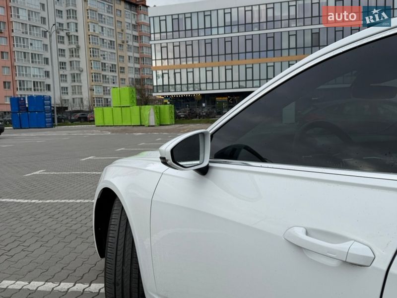 Седан Audi A6 2020 в Ивано-Франковске
