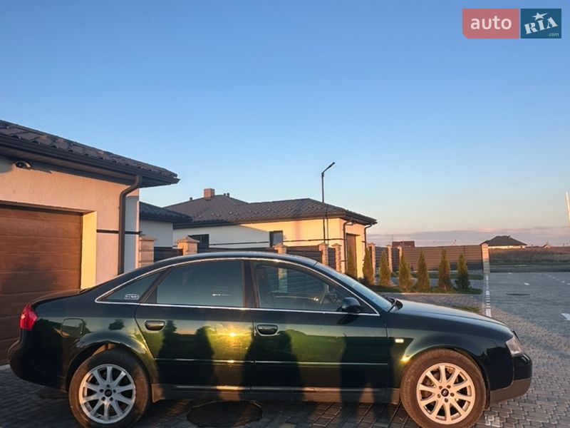 Седан Audi A6 2001 в Вараше