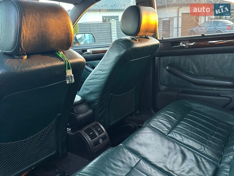 Седан Audi A6 2001 в Вараше