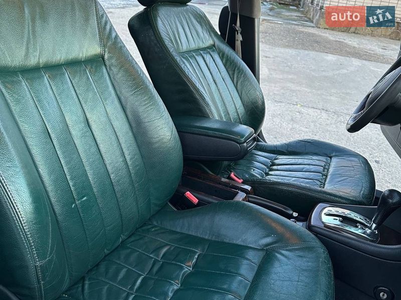 Седан Audi A6 2001 в Вараше