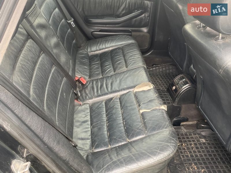 Универсал Audi A6 1999 в Остроге