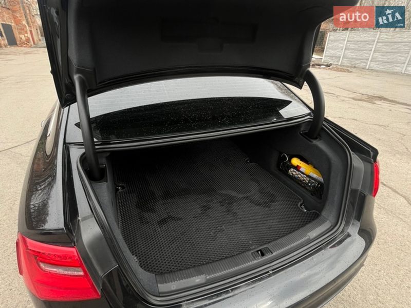 Седан Audi A6 2011 в Виннице