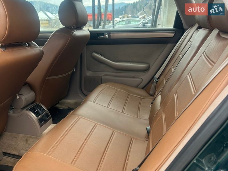 Универсал Audi A6 1999 в Татарове