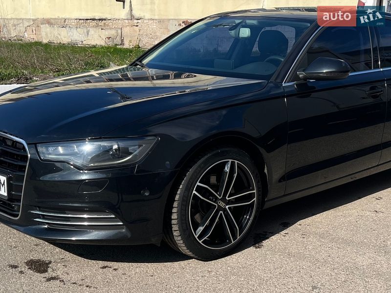 Седан Audi A6 2013 в Краснограді