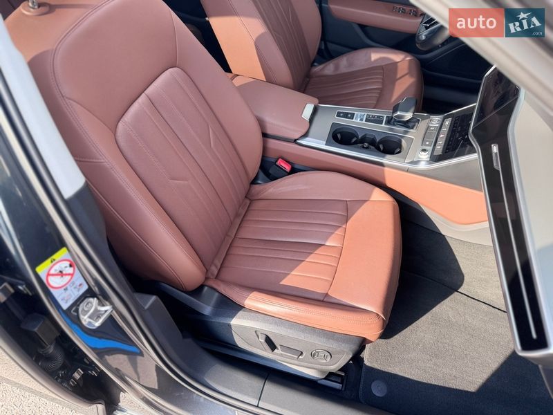Седан Audi A6 2020 в Умані