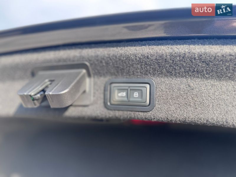 Седан Audi A6 2020 в Умані