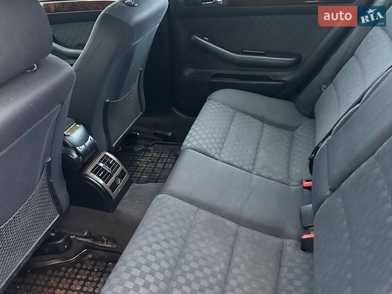 Універсал Audi A6 2001 в Вістовій