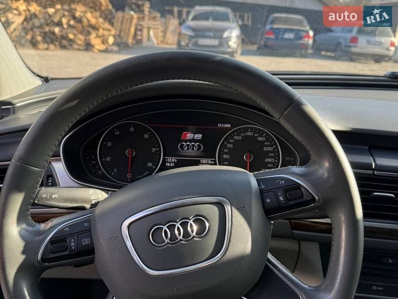 Седан Audi A6 2012 в Жашкове