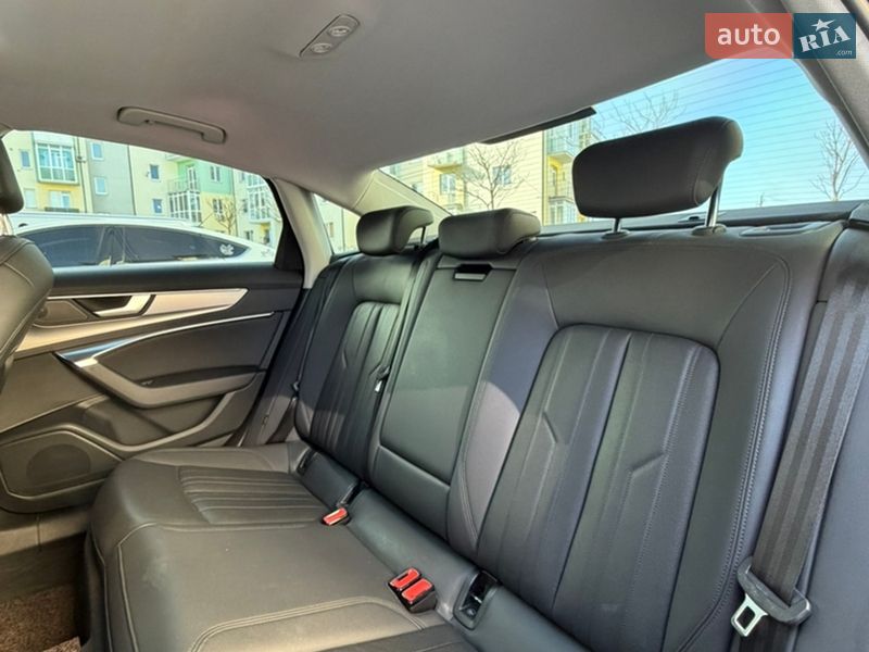 Седан Audi A6 2022 в Львові