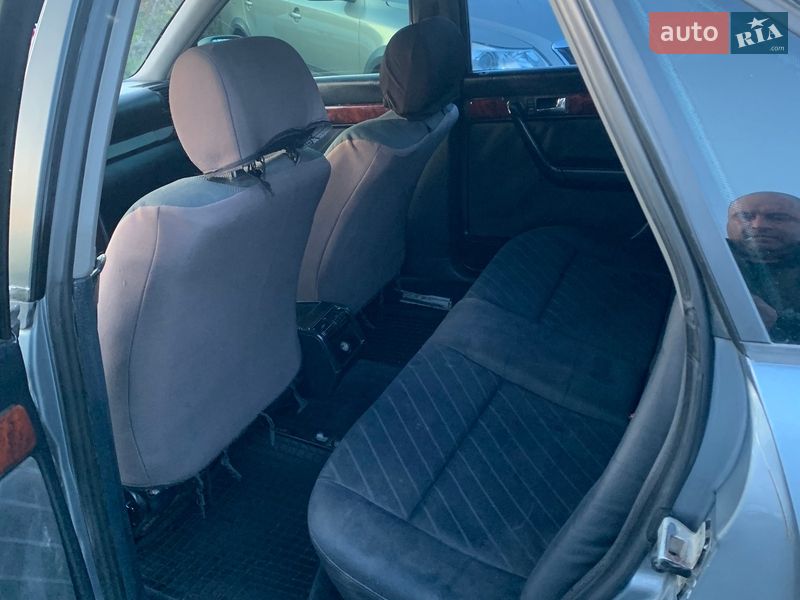 Седан Audi A6 1996 в Кременце