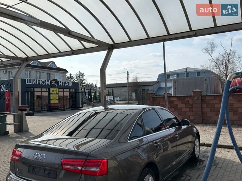 Седан Audi A6 2012 в Трускавці