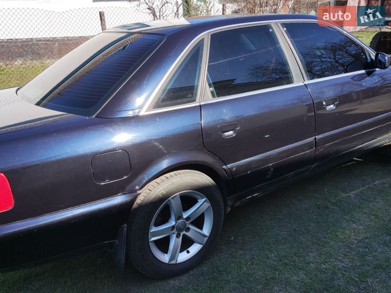 Седан Audi A6 1997 в Киеве
