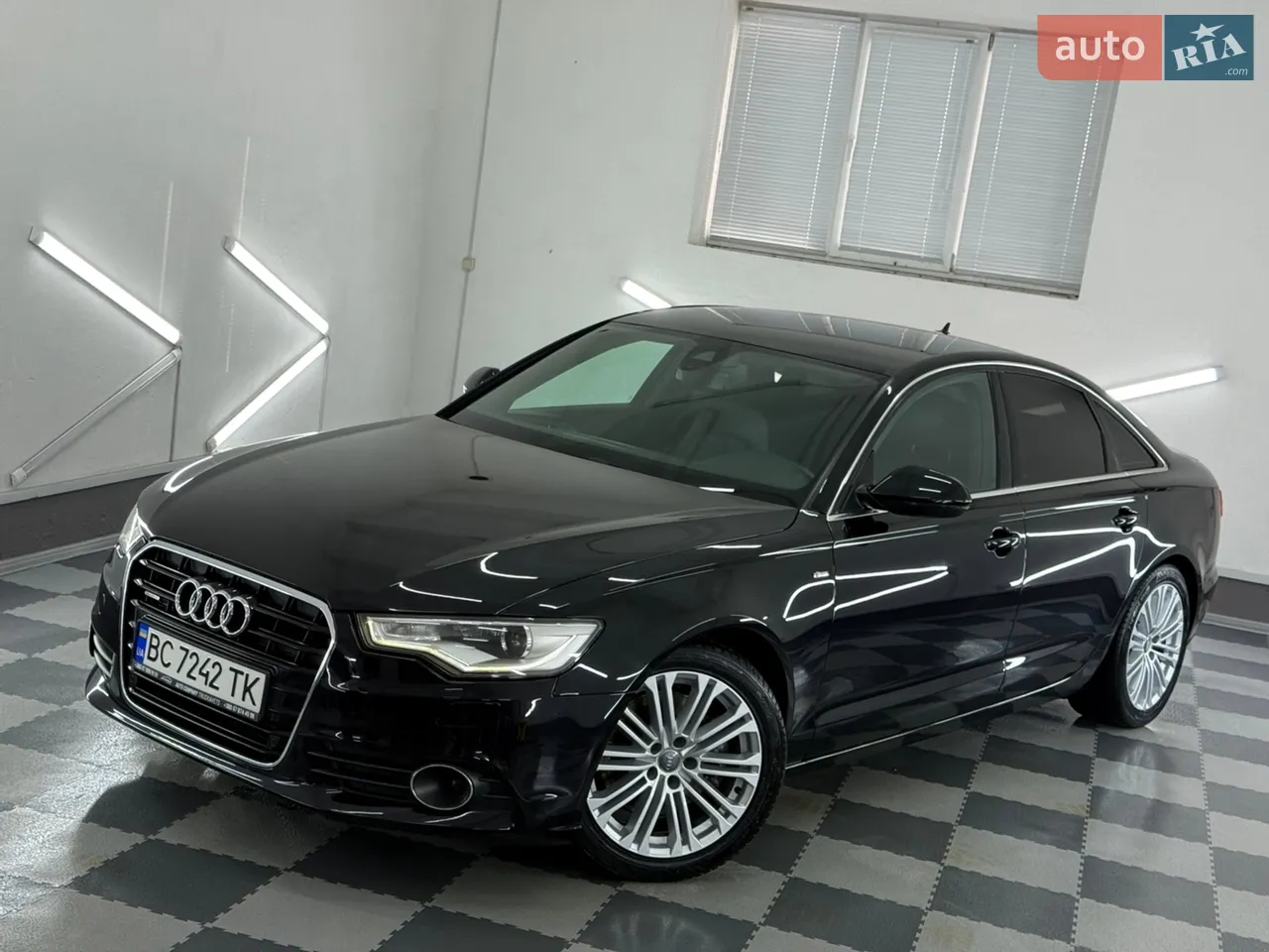 2011 Audi A6 - мініатюра 37