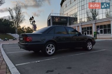 Седан Audi A6 1995 в Одесі