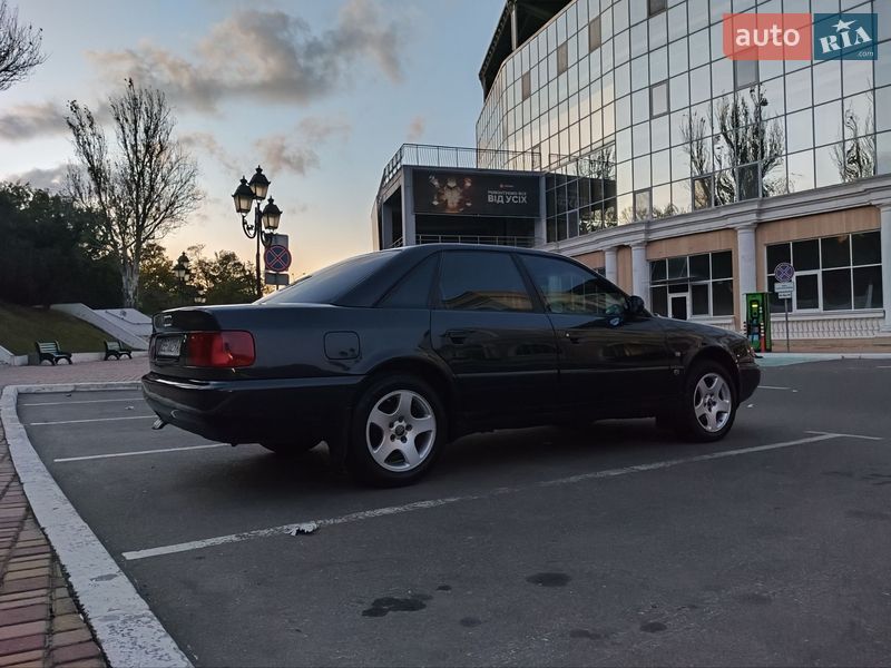 Седан Audi A6 1995 в Одесі
