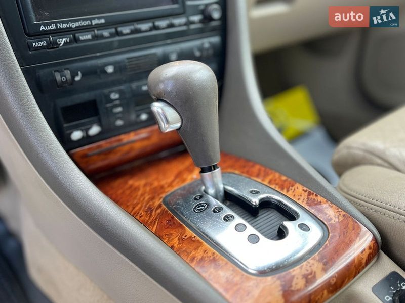 Універсал Audi A6 2004 в Коломиї