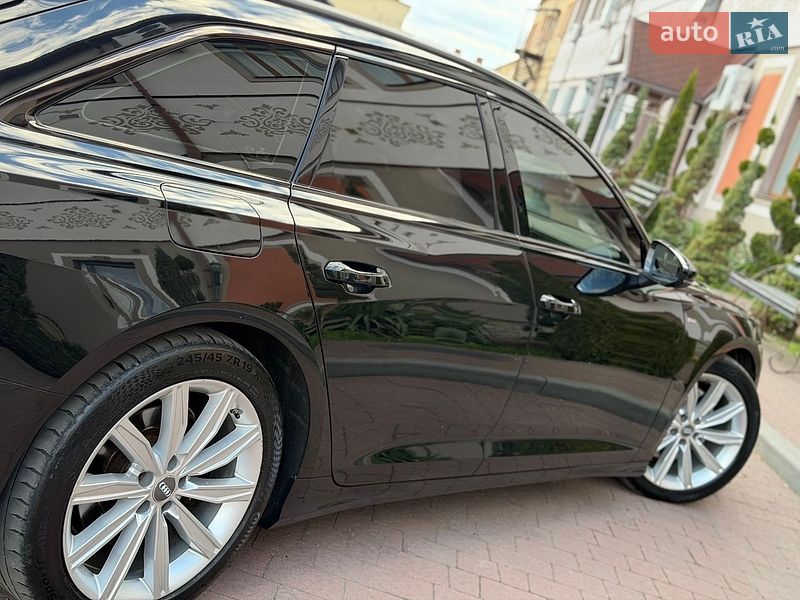 Универсал Audi A6 2019 в Стрые