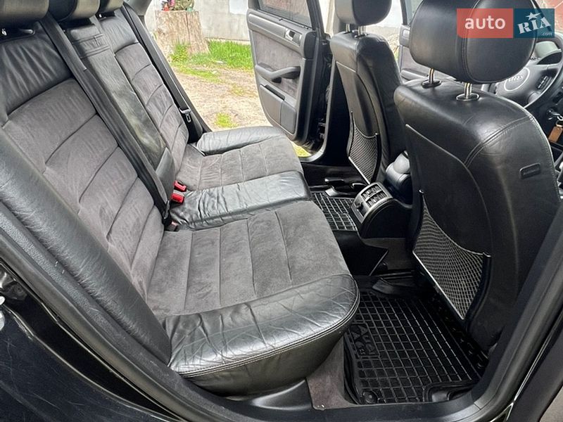 Седан Audi A6 2002 в Одессе