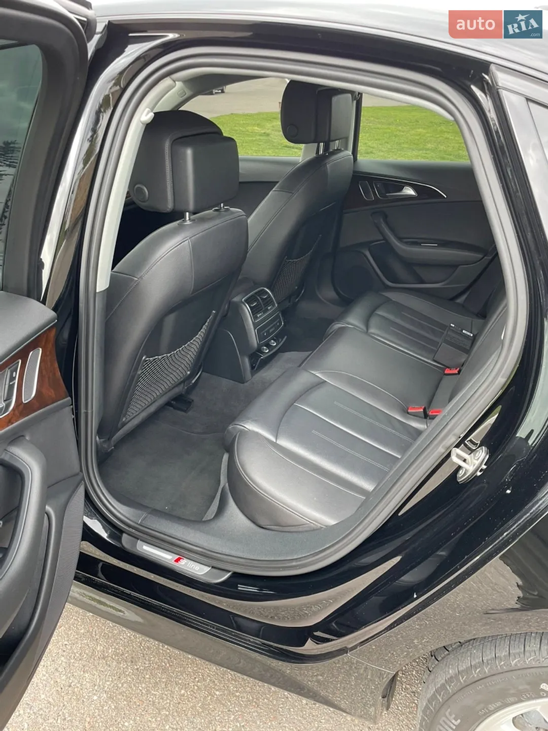 Audi A6 2016 VIN WAUF8AFC5HN080191 фото оголошення 11 з 14